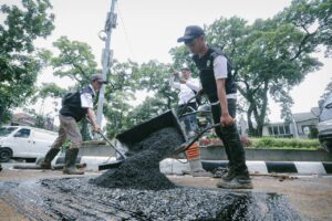 Pemkot Bandung dan DPRD Berkomitmen Perbaiki Infrastruktur Jalan