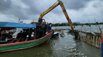 Pemda Provinsi Jawa Barat Turut Mengawasi Pembongkaran Pagar Laut di Bekasi