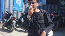Caption : Ali Primadani, Pengurus Harian Mahasiswa Tasik Timur