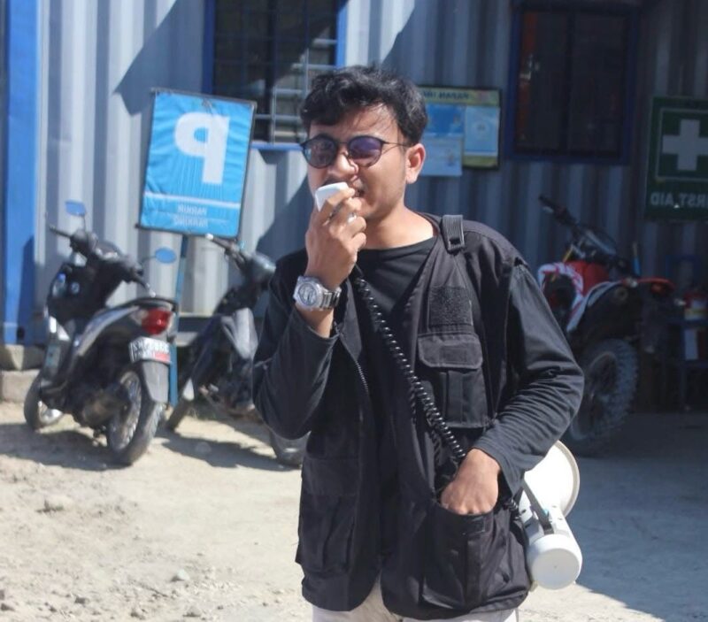 Caption : Ali Primadani, Pengurus Harian Mahasiswa Tasik Timur