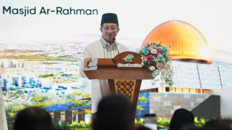 Menag memberi Sambutan pada peresmian dua tempat ibadah di Lebak, Banten, Kamis (25/9/2025)